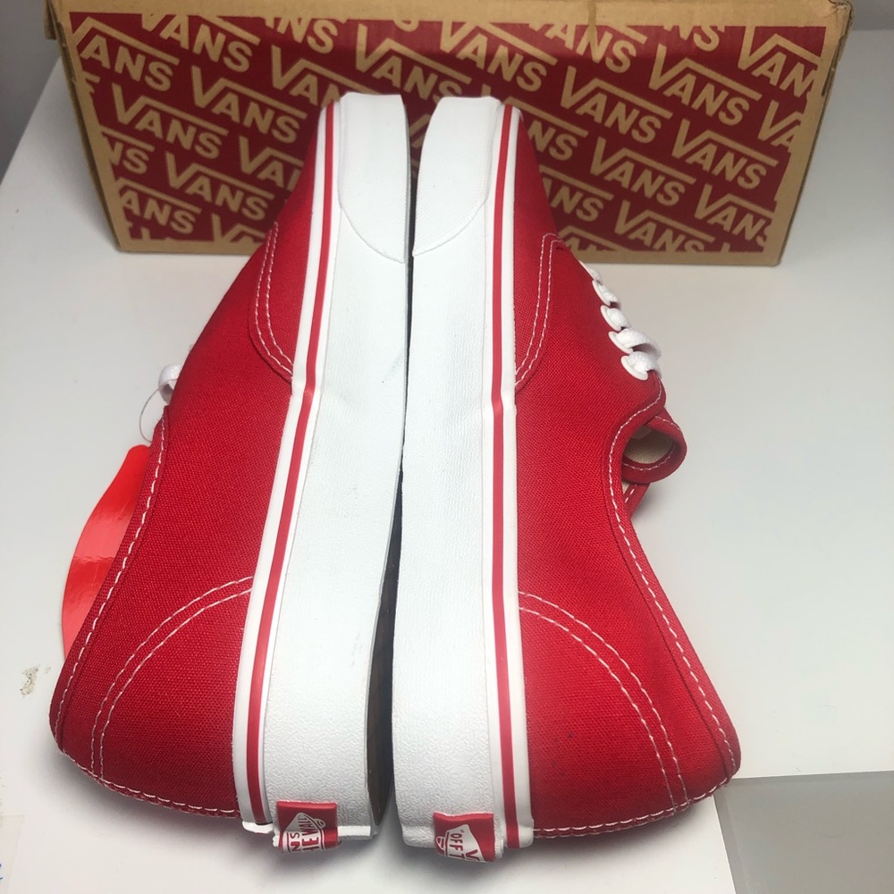 Van’s Authentic - Picture 4 of 9